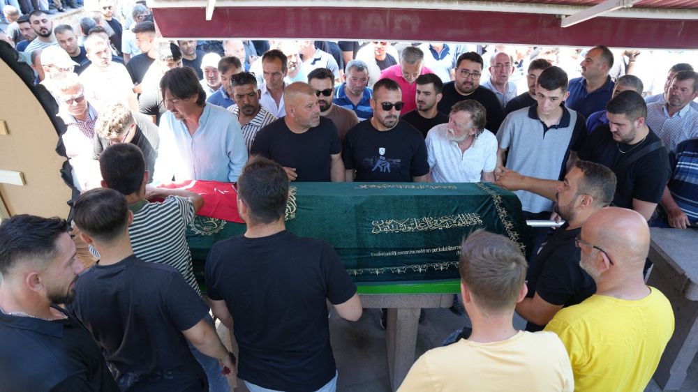 Sındırgılı güreşçi Burak Bozkurt gözyaşları ile uğurlandı