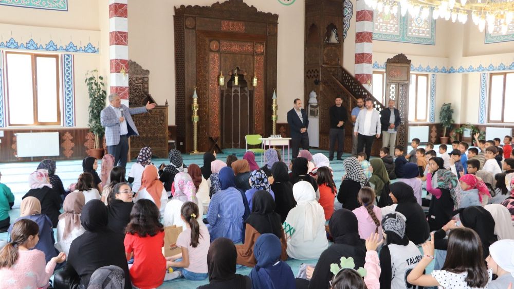 Sivas’ta camiler çocuk sesleriyle yankılandı