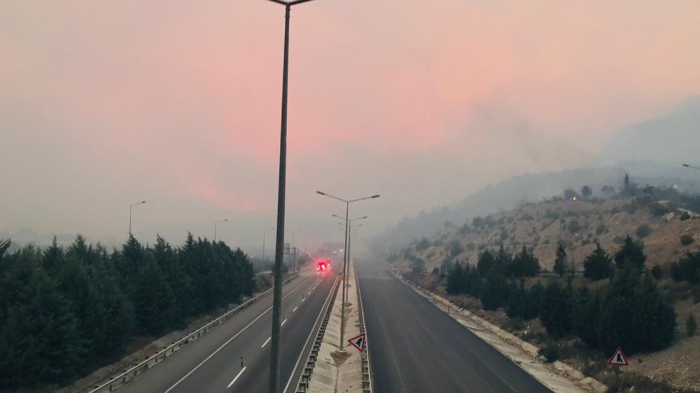 son dakika  Bilecik'te D-650 karayolu çift taraflı ulaşıma kapandı