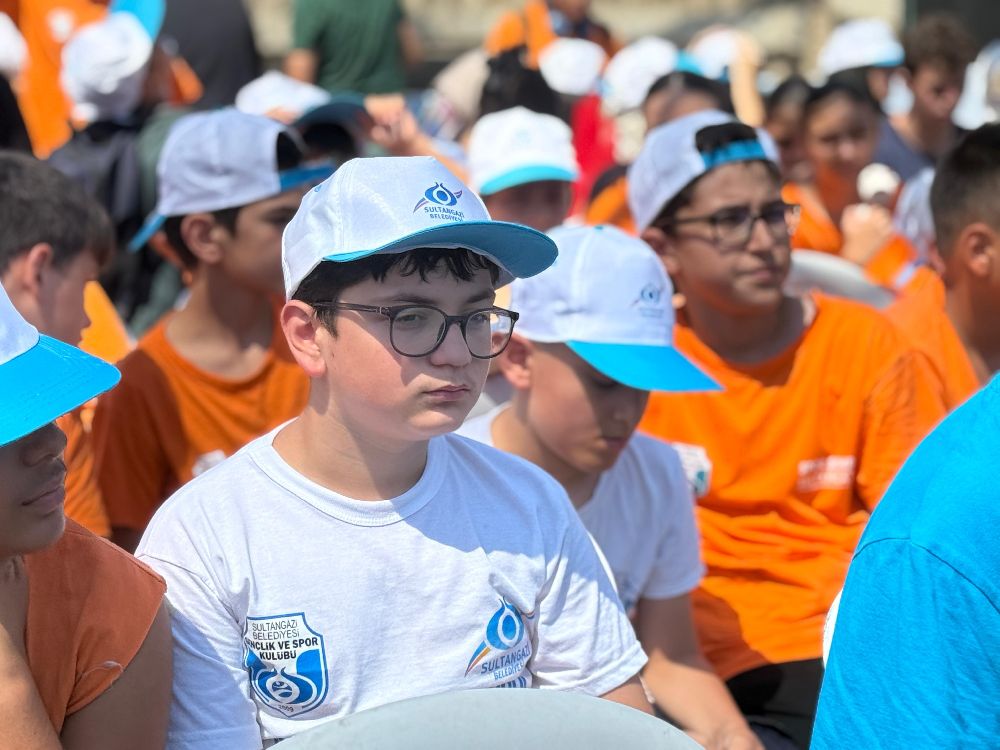 Sultangazi’de Gençlik ve Spor Merkezi'nin temeli atıldı