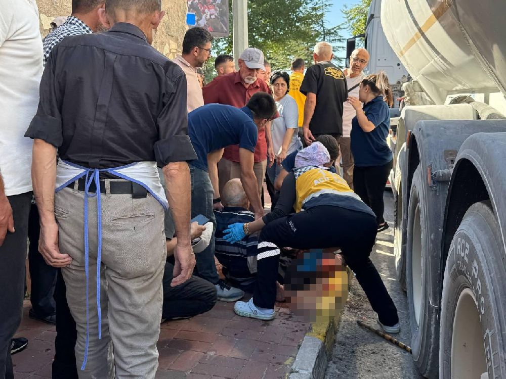 Tırın çarptığı yaşlı adam yaralandı