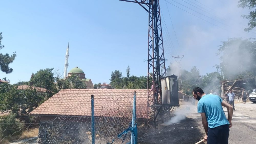 Trafo yangını paniğe sebep oldu