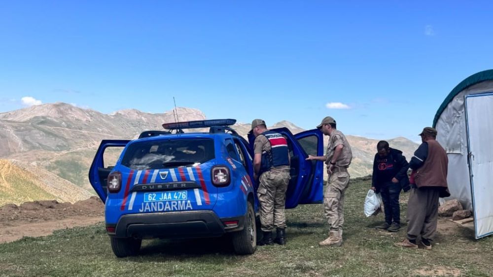 Tunceli'de yaylada rahatsızlanan kadının yardımına ekipler koştu