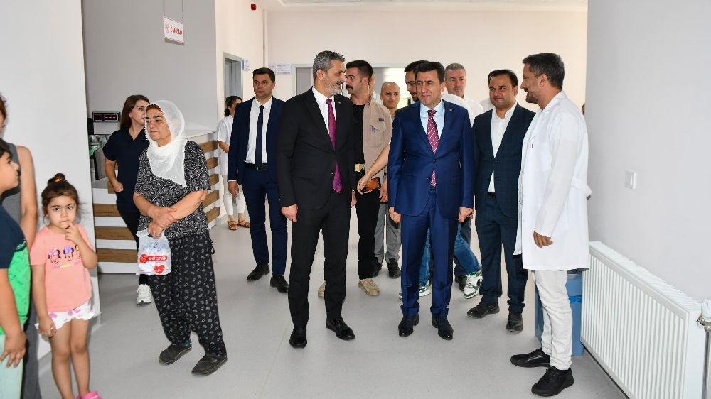 Tunceli’de yeni aile sağlığı merkezi ile acil sağlık hizmetleri istasyonu açıldı