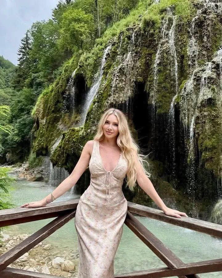 Ünlü sanatçı Otilia, Giresun'a hayran kaldı