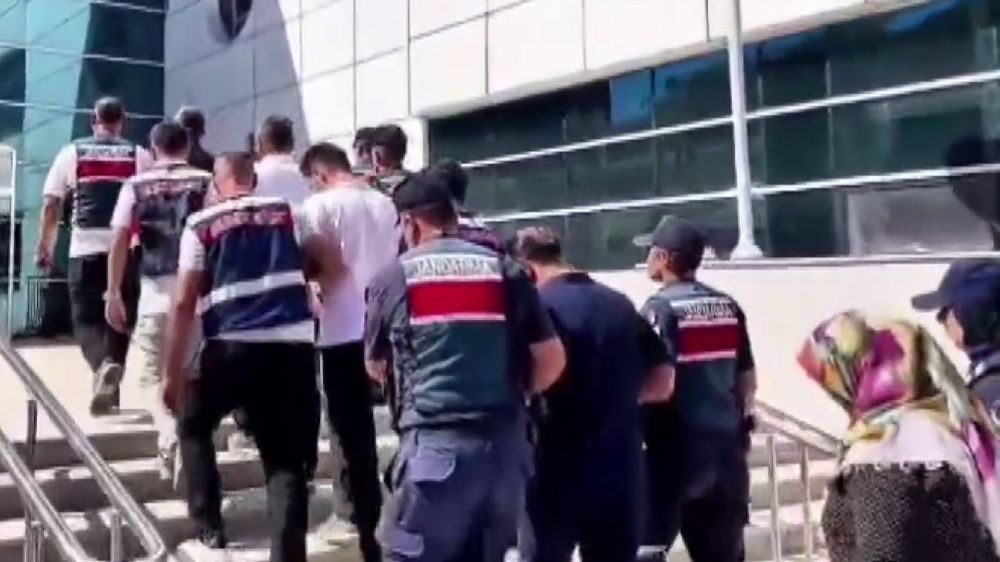 Uyuşturucu operasyonlarında yakalanan 43 şahıstan 8'i tutuklandı