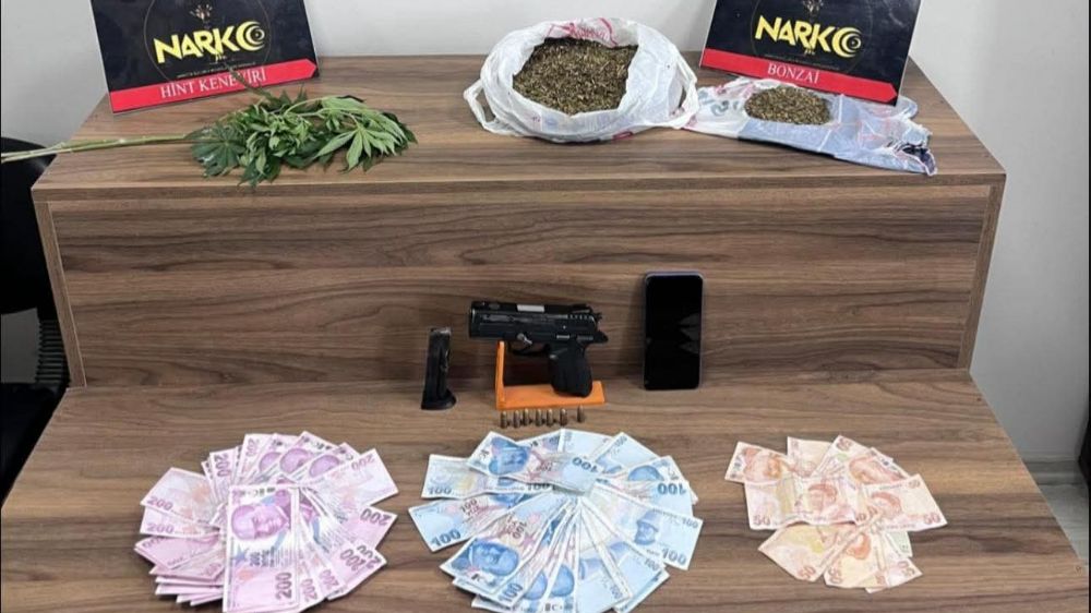 Uyuşturucu taciri kıskıvrak yakalandı