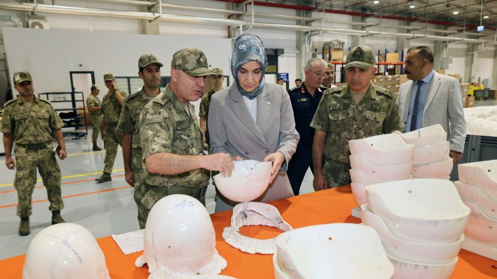 Vali Yiğitbaşı: "Fabrikamız ülkemizin savunma sanayine önemli katkılar sağlıyor"