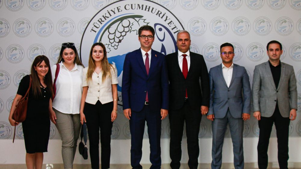 Van Erciş’te Görev Yeri Değişen Yargı Mensuplarından Kaymakam Karaloğlu’na Veda Ziyareti