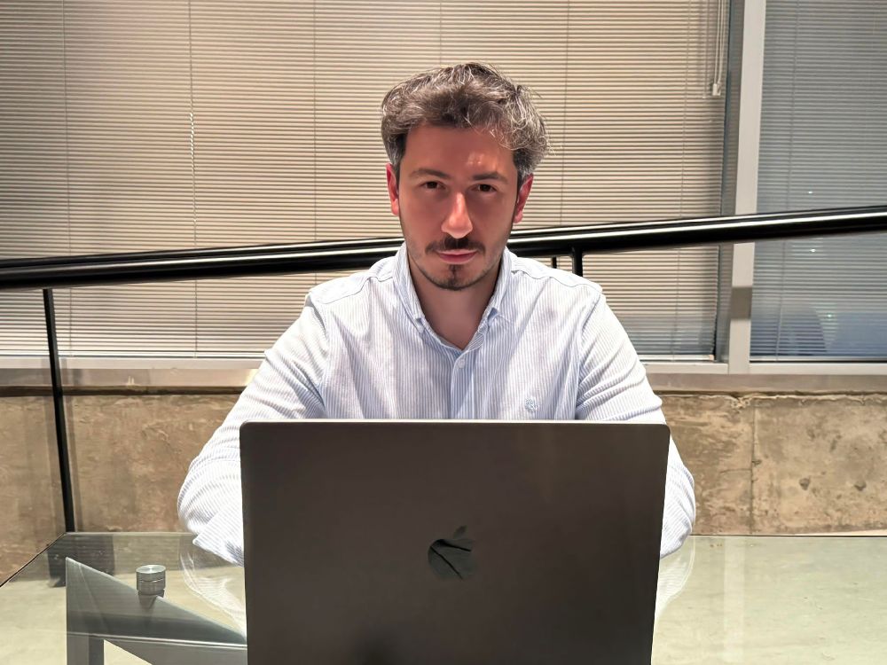 Yapay zekâda hız devrimi: Türk girişimciden yüzde 55 hızlı dil modeli katmanı