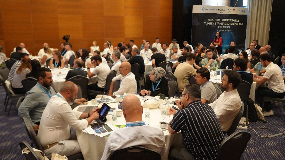 Yapay zeka ile kurumsal dönüşüm masaya yatırıldı