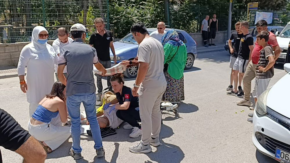 Yaralanan vatandaşı güneşten böyle korudular