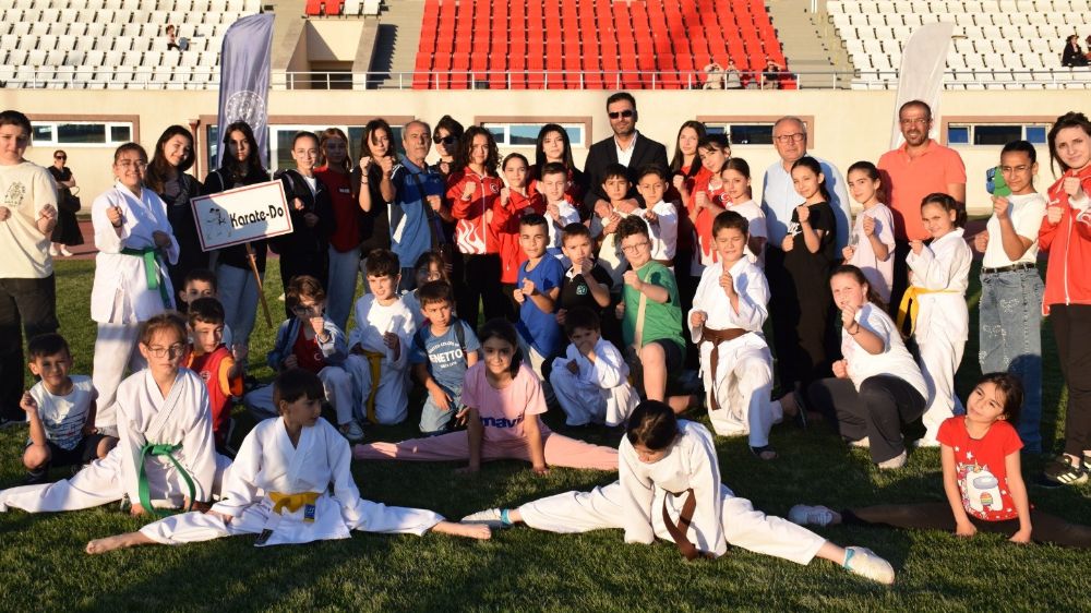  Yaz Spor Okulları ile Engelsiz Spor Okulları açılışı yapıldı