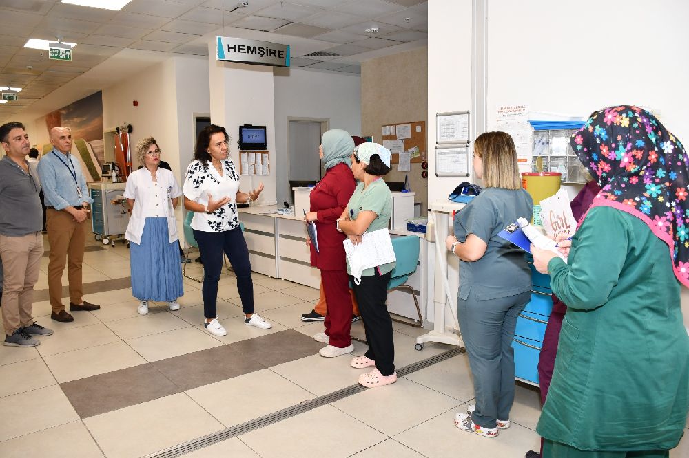 Yeni atanan başhekim ilk saha çalışmasını gerçekleştirdi