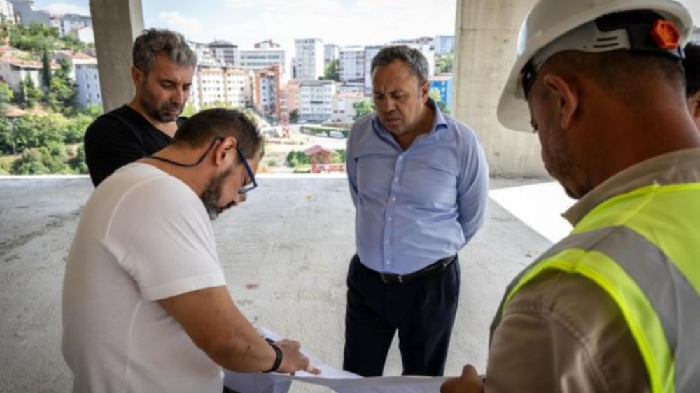 Yeni hizmet binası çalışmalarını denetledi