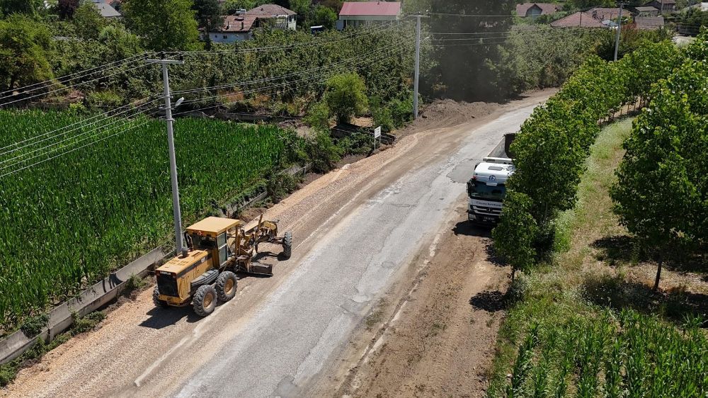 Yol genişletme çalışmaları devam ediyor