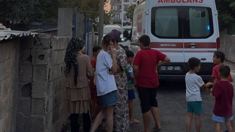 Yüksekten düşen kişi ağır yaralandı