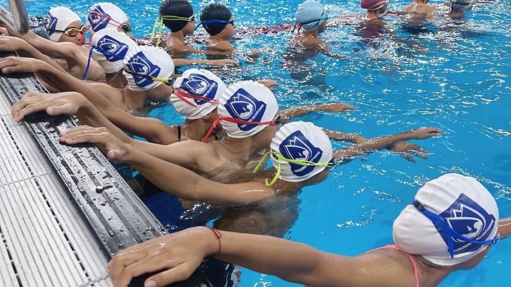 Yunusemreli yüzücüler SEM yarışlarında göz doldurdu