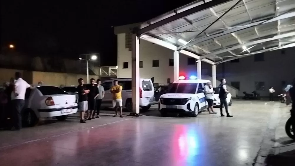 Adana Kozan Yolunda araç uçuruma yuvarlandı sağ çıkan olmadı 5 ölü