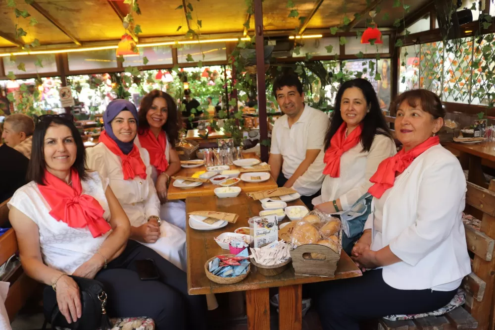 Anadolu Çınarları Partisinde ilk buluşma