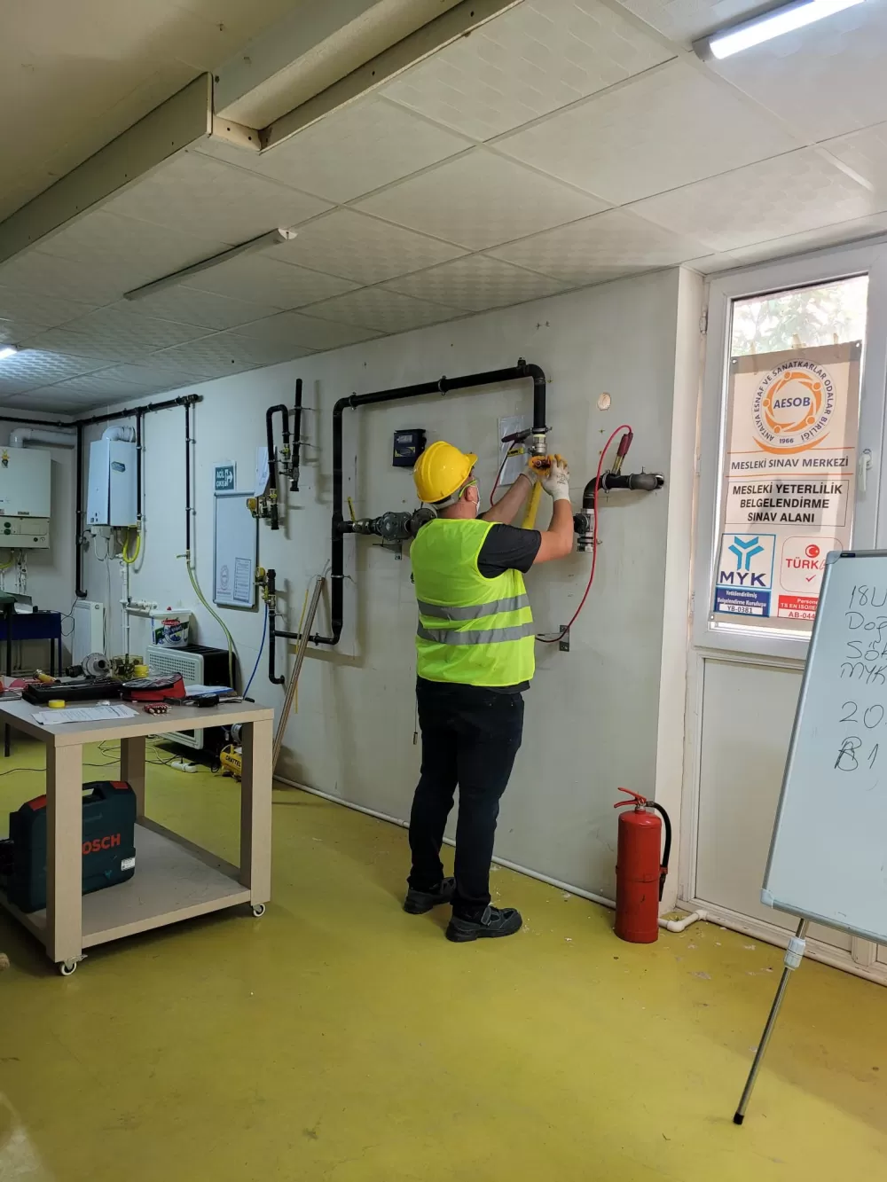 Antalya’da doğal gaz çalışanları sınav heyecanı yaşadı