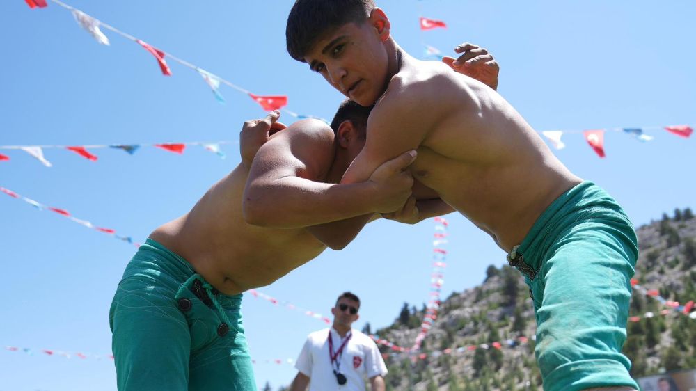 Adana Karaisalı 540. Kızıldağ Karakucak Güreşleri’nin Başpehlivanı Kim Oldu 