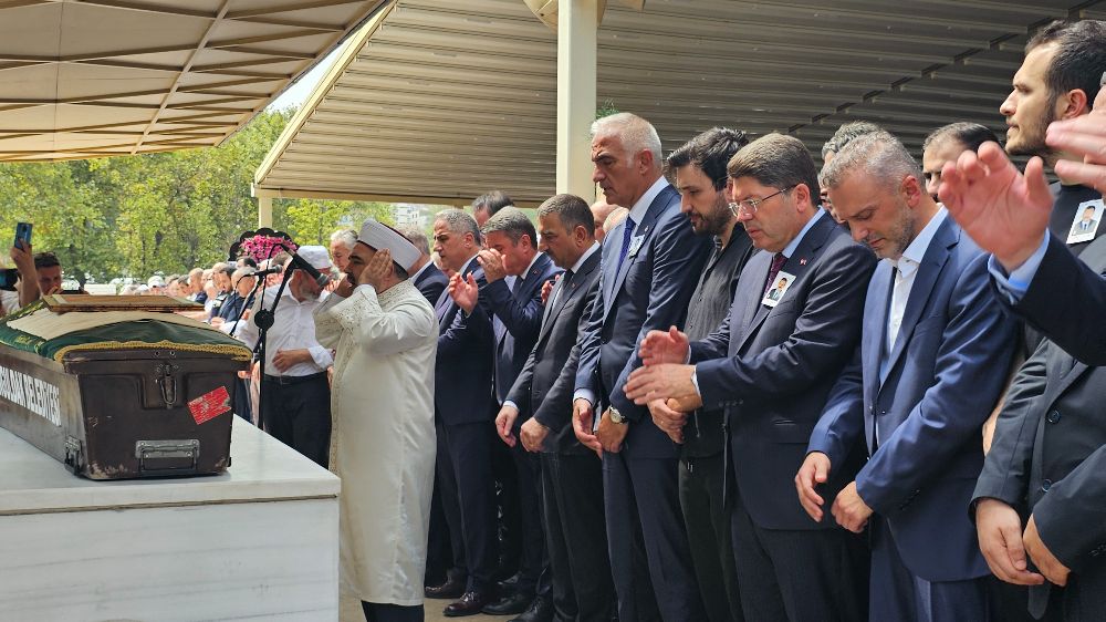  AK Parti eski Zonguldak İl Başkanı Zeki Tosun son yolculuğuna uğurlandı