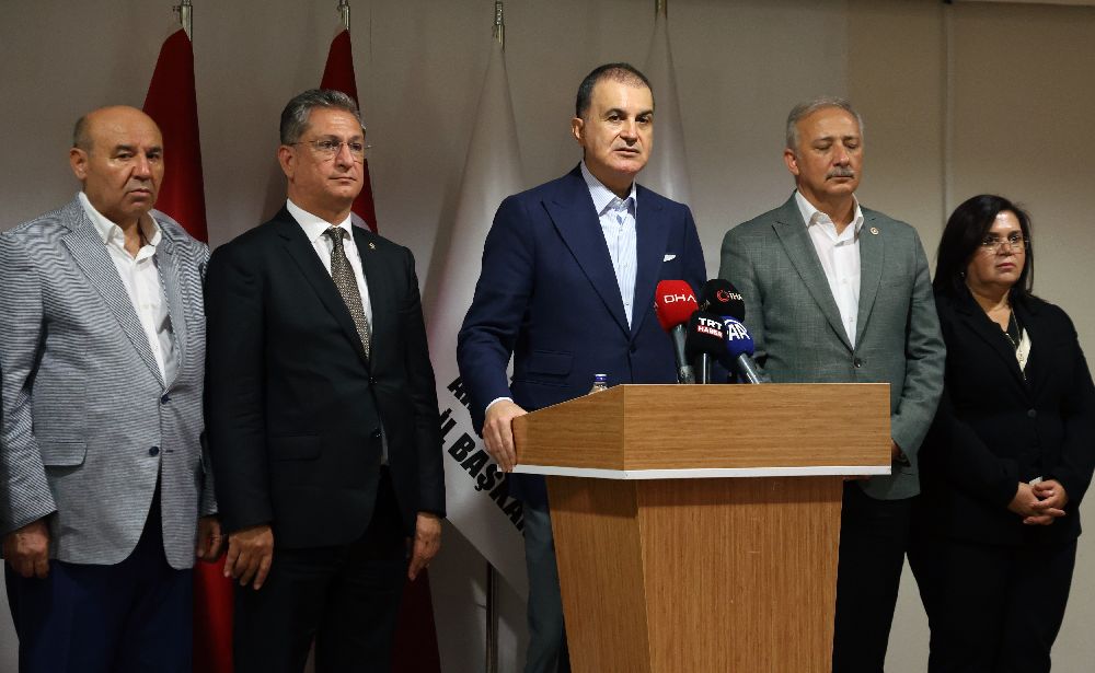 AK Parti Sözcüsü Çelik: "Özgür Özel’in Cumhurbaşkanımızı Filistin konusunda eleştirecek kapasitesi yoktur"