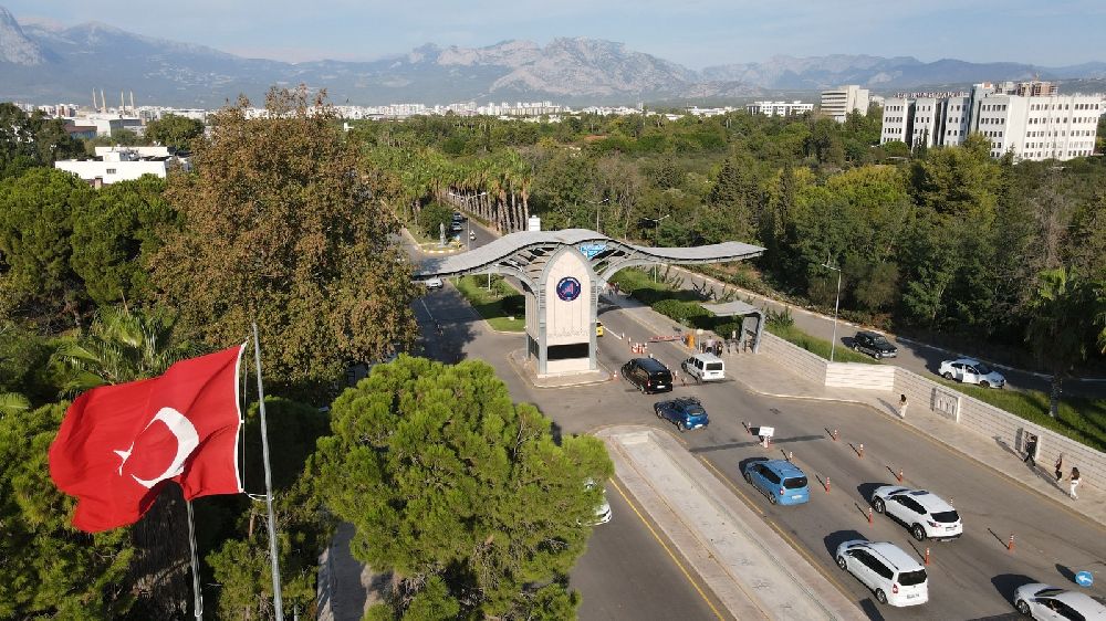 Akdeniz Üniversitesi'nin 5 yenilikçi projesine TÜSEB desteği