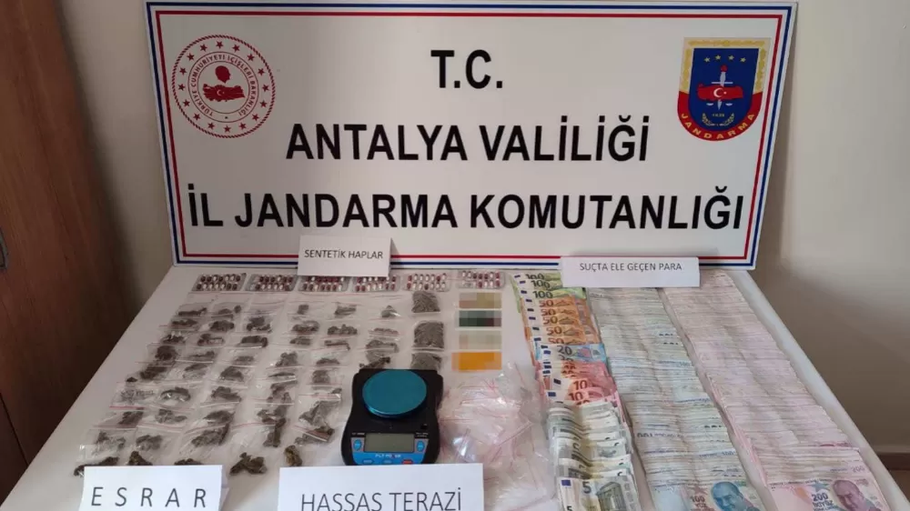 Alanya ve Manavgat’ta uyuşturucu operasyonu 6.250 Hap ele geçirildi