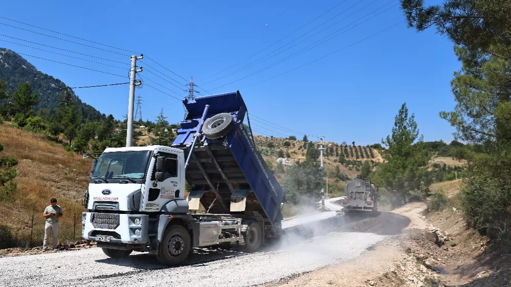 Antalya Büyükşehir’den Kemer Ovacık’a ulaşımı kolaylaştıran yol yatırımı