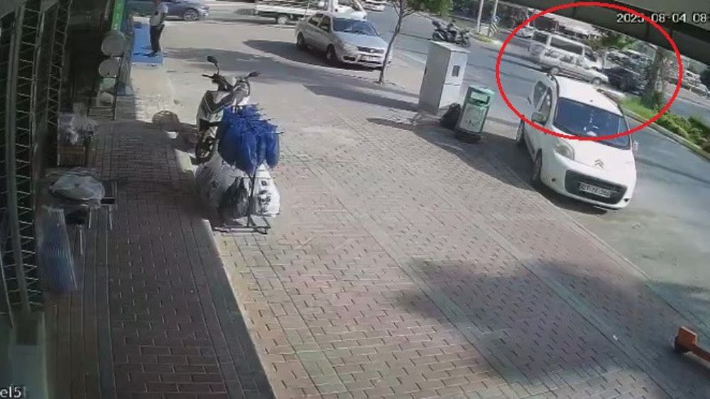 Antalya'da trafik kazası 1 kişi yaralandı