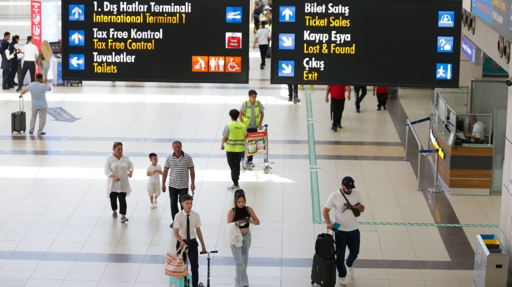 Antalya turizmde rekor tazeledi