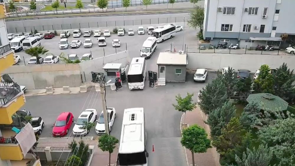   Antalya ve  10 ilde 21 kişiyi dolandıran zanlılara  Şanlıurfa’da  suçüstü