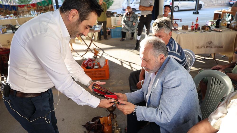 Antikacılar Talas'ta bir araya geldi