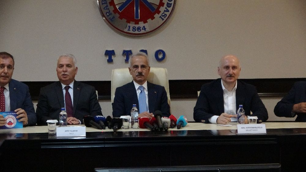 Bakan Abdulkadir Uraloğlu: "Türkiye’de denize yapılan 3. havalimanını Trabzon için tasarladık"