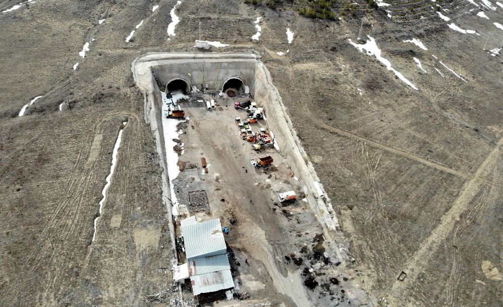 Bayburt Groupta çalışan 100’e yakın işçi işsiz kaldı