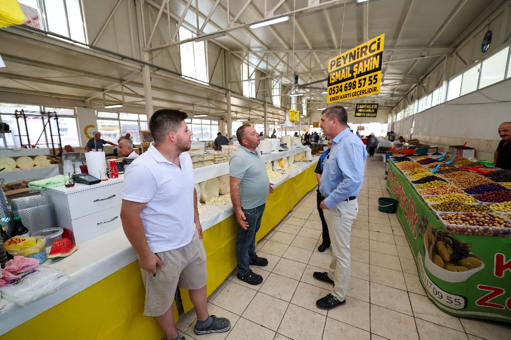 Burdur'da Salı Pazarı boş kaldı! Başkan Ercengiz’den dikkat çeken çağrı