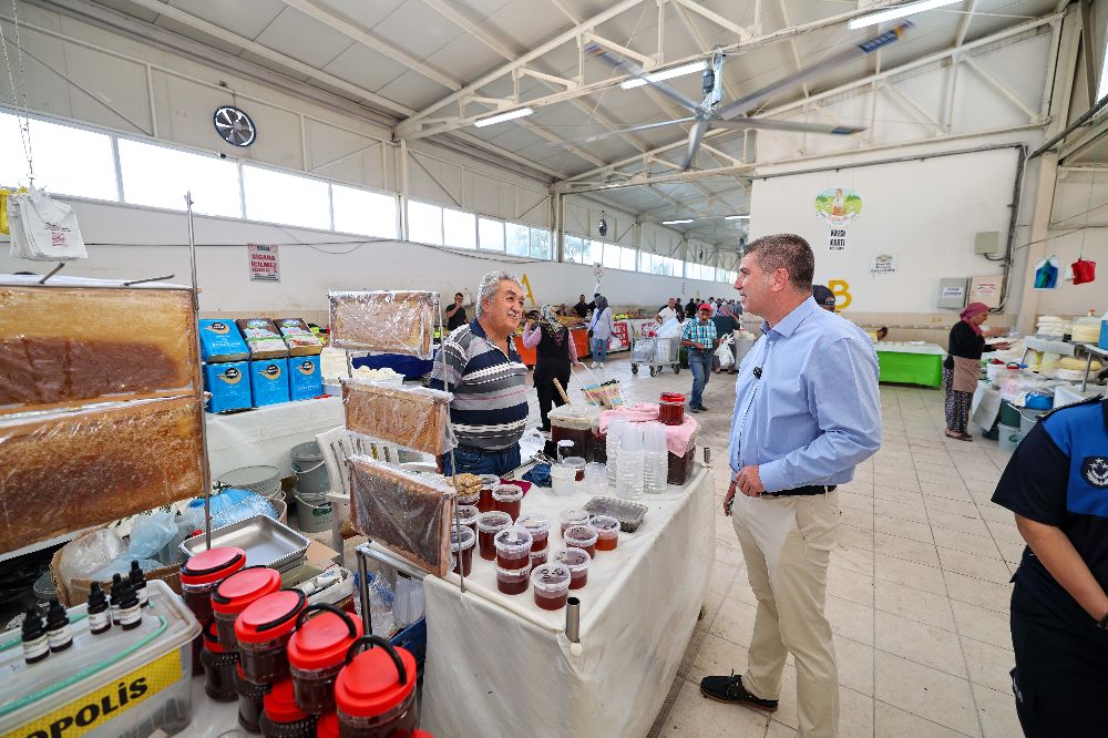 Burdur'da Salı Pazarı boş kaldı! Başkan Ercengiz’den dikkat çeken çağrı