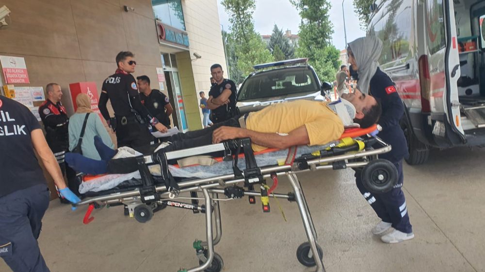 Bursa'da trafik kazası! 6 kişi yaralandı