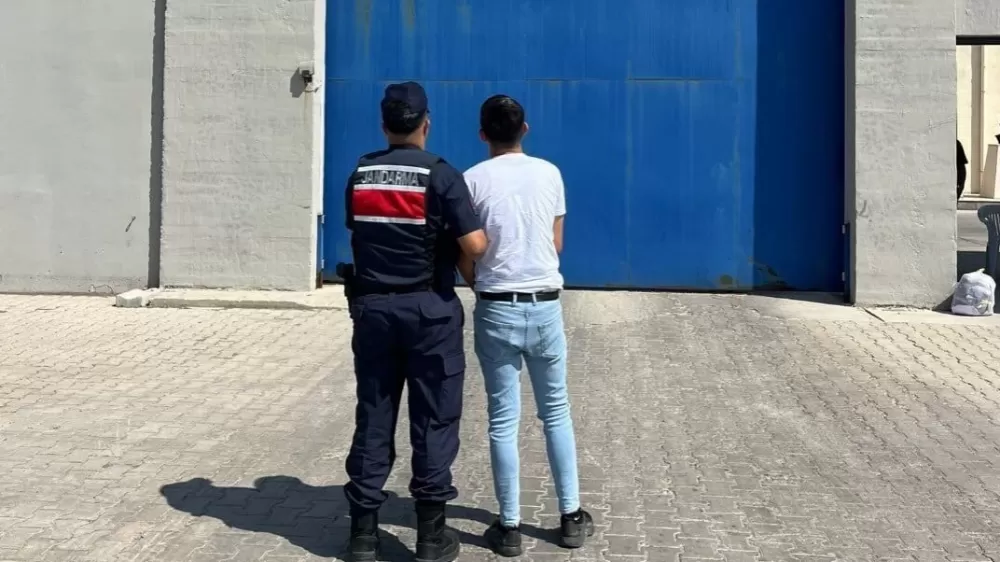 Çeşitli suçlardan aranan 34 kişiyi jandarma yakaladı