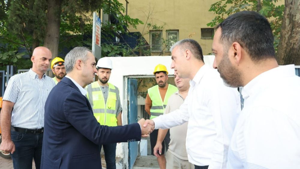 Çiftçi, e-sınav merkezi ve santral binası inşaatlarını inceledi