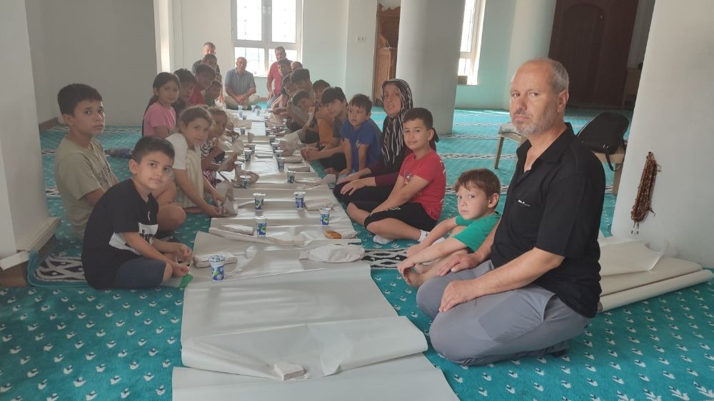 Denizli'de yaz Kur'an Kursunda tost ayran etkinliği