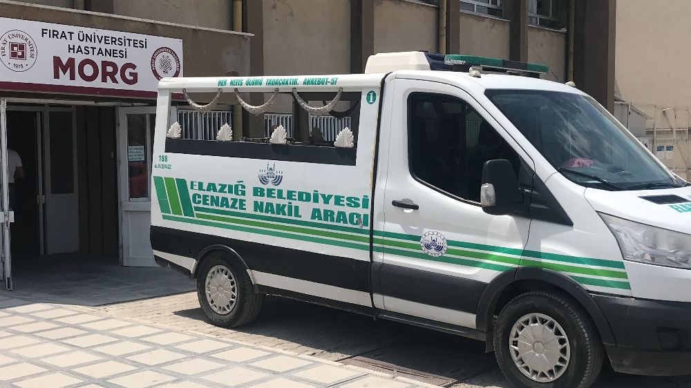 Elazığlı genç denizde boğuldu