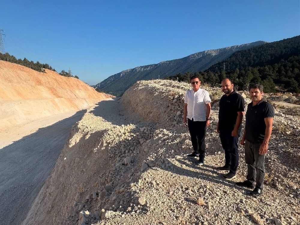 Elmalı-Finike Bölünmüş Yol Projesinde İkinci Etap Çalışmaları Devam Ediyor