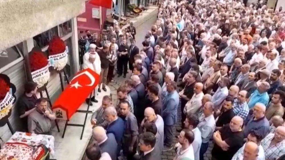 Eski Bakan Mustafa Demir son yolculuğuna uğurlandı