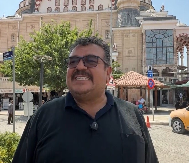 Genç hafızın Ayasofya hayali: İlk Cuma namazını Saray Camisi'nde kıldırdı