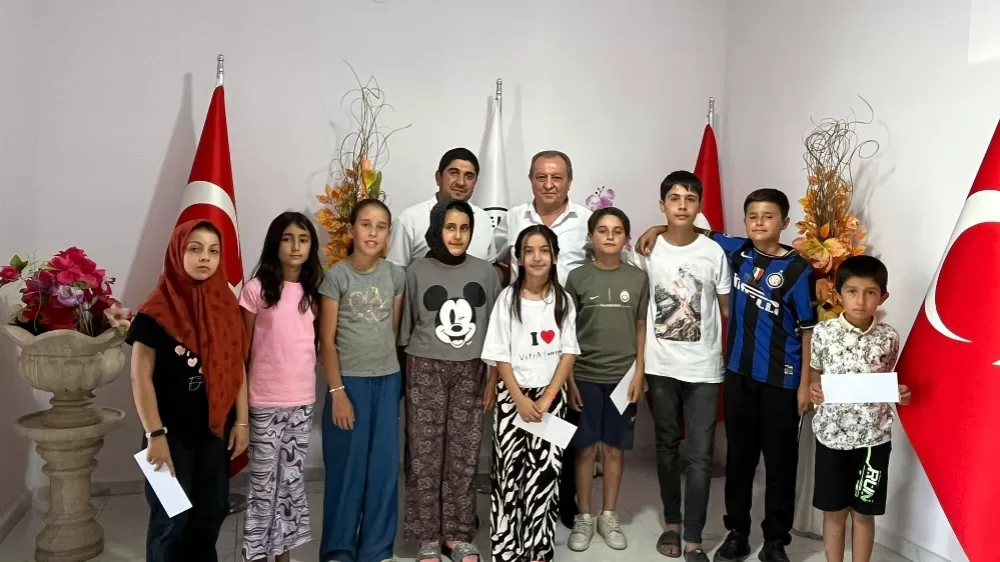 Gömü’de Kur’an-ı Kerim’e geçen öğrenciler ödüllendirildi