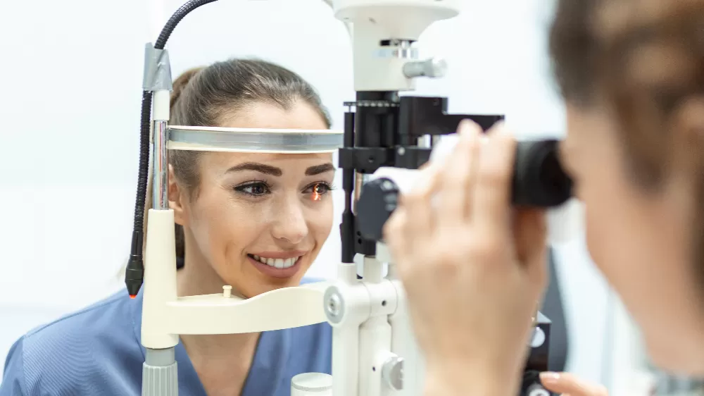 Göz Sağlığınız İçin Katarakt Belirtilerini Erken Fark Edin