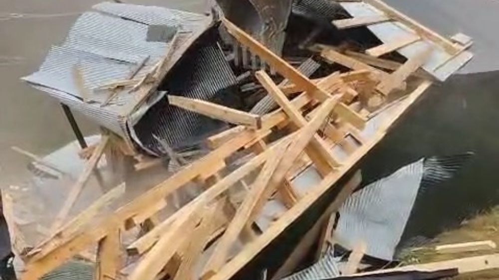 Gümüşhane yaylalarında kaçak yapıların yıkımları sürüyor